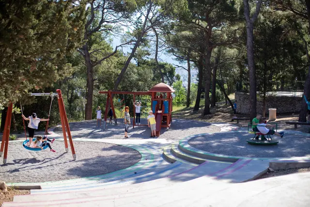 Dječji grad, Prvi vrh, Marjan
